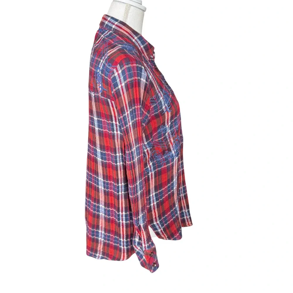 Free People Magical Plaid Embroidered Floral Button Down Shirt Small Flannel GUC